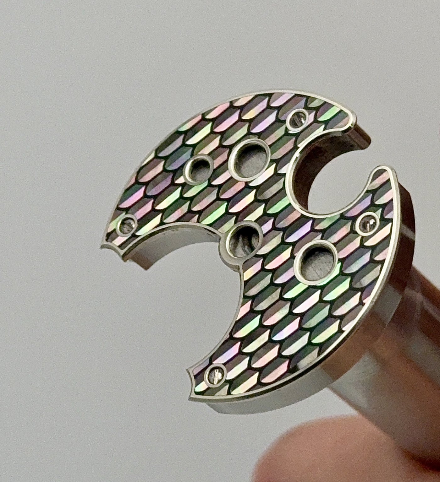 Mother-of-pearl detail — Esposito workshop