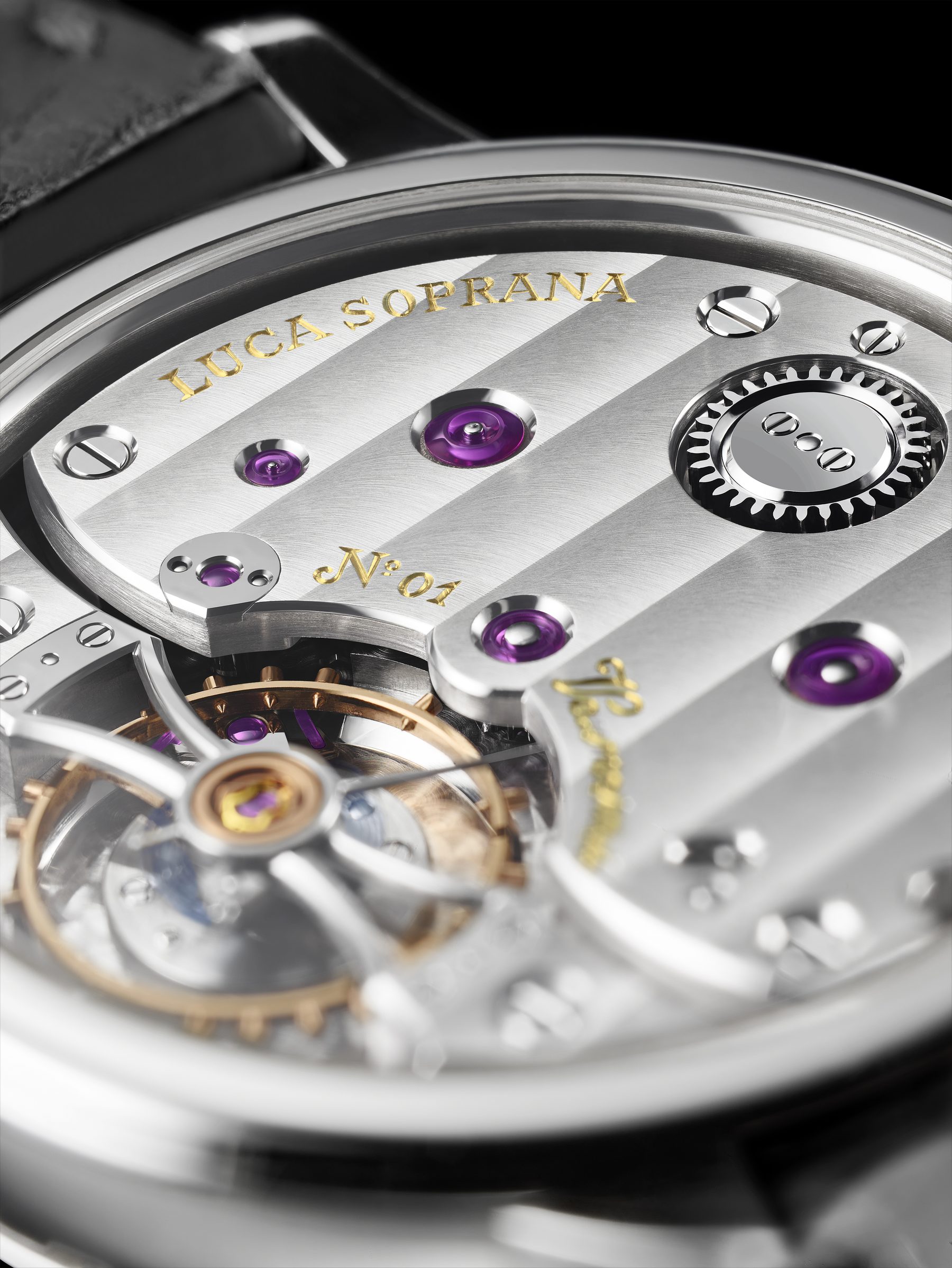 Calibre LSTO — N°01 caseback signature